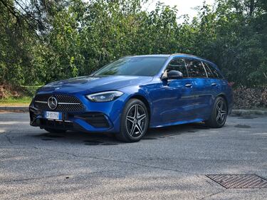 Mercedes Classe C 300 de: la gallery dell'ibrido diesel da 20 km/l 1