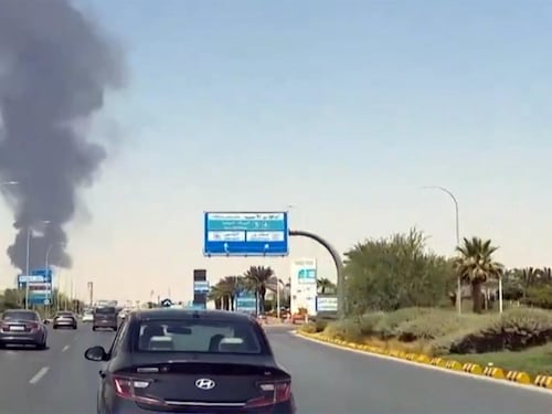 Houthi: “Non siamo in guerra con l’Italia, ma i vostri aerei sono in Arabia Saudita”. Attaccato l’aeroporto di Riad