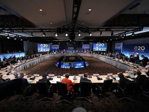 G20, proteste europee per la presenza del ministro russo