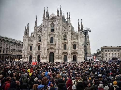 Concerto di Radio Italia. Piazza "chiusa" dalle 14 e 20mila sotto il palco
