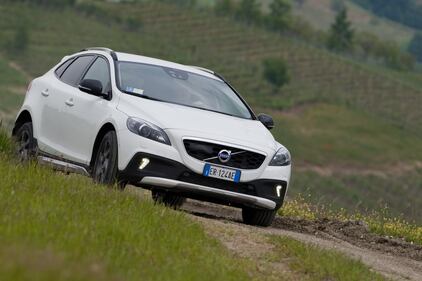 Volvo XC 40 D4: il test 10