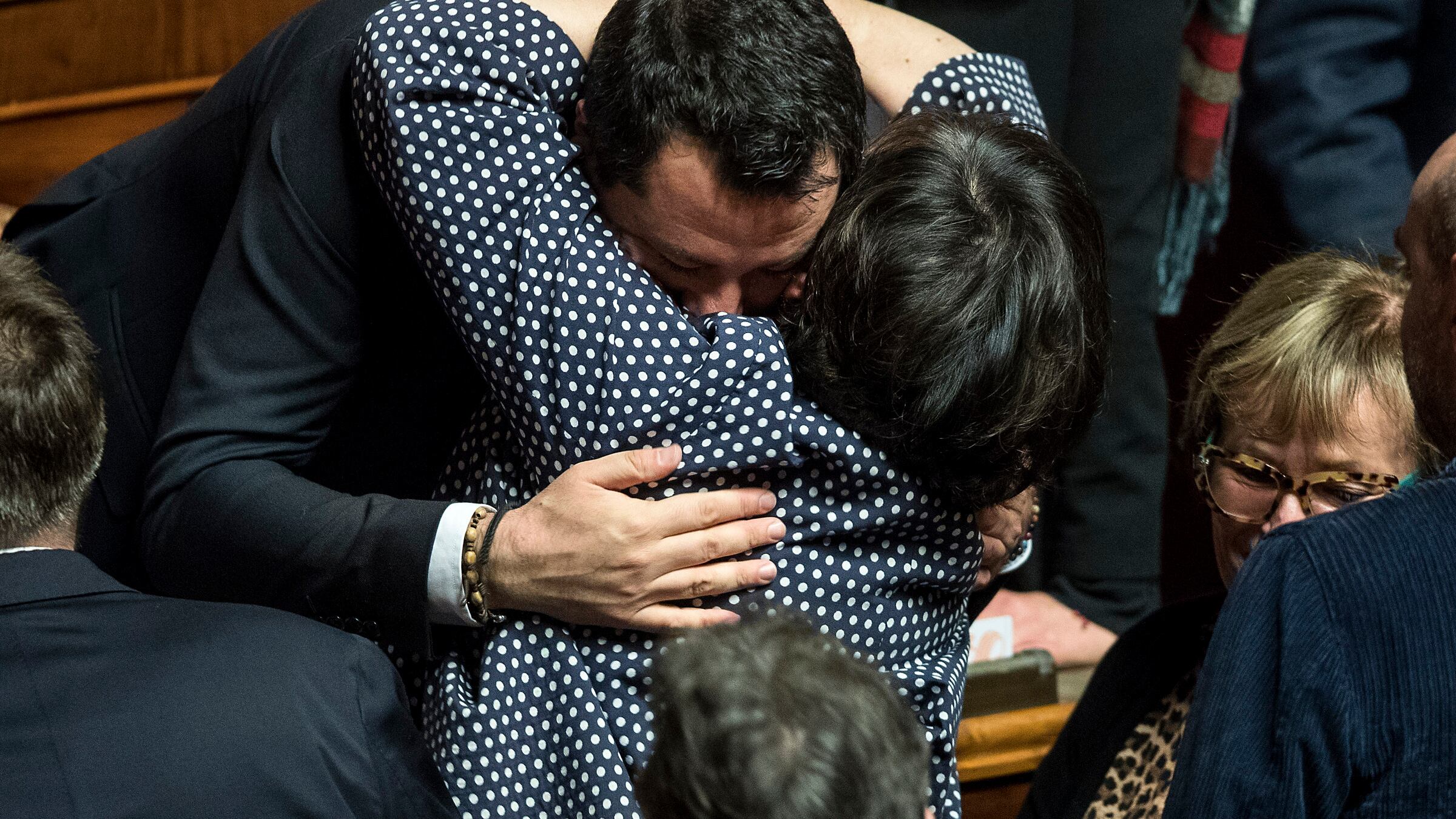 Quelle trame che affossano la politica