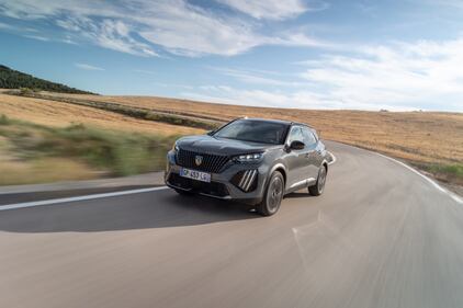 Nuova Peugeot 2008: guarda tutte le foto 5