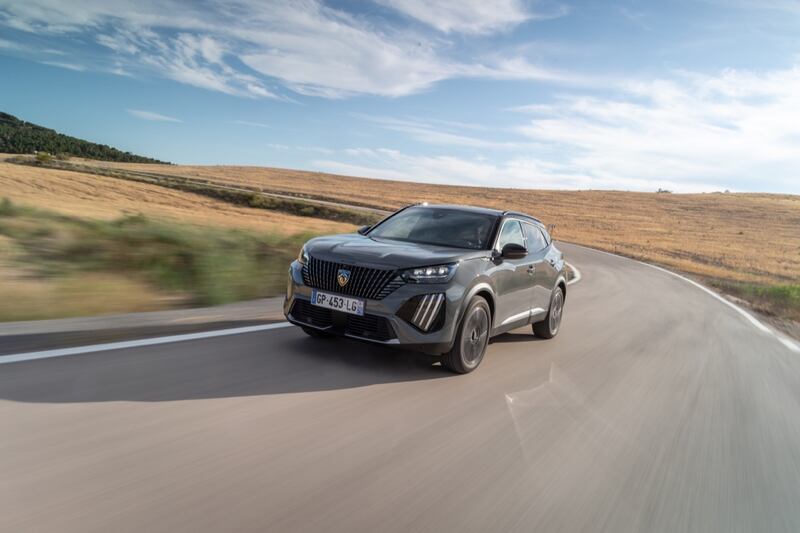 Nuova Peugeot 2008: guarda tutte le foto 5