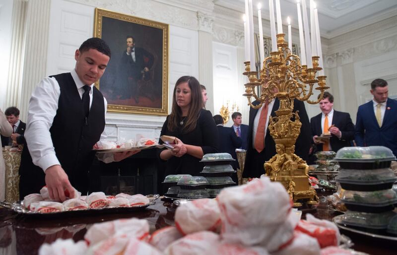 Donald Trump e la cena fast food 10