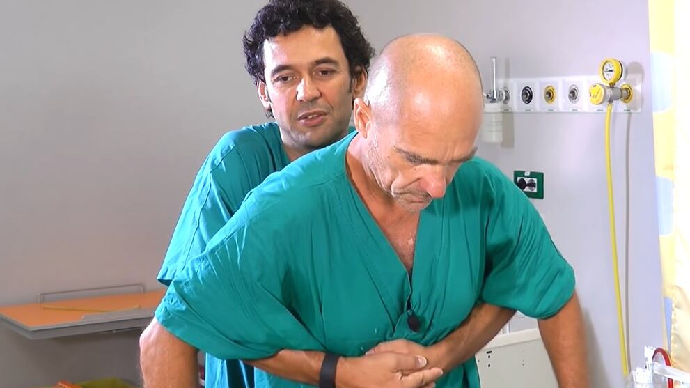 Manovra di Heimlich, ecco come la moglie di Facchinetti ha salvato la Marcuzzi