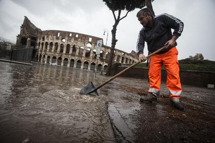 Roma sommersa dall'acqua 2