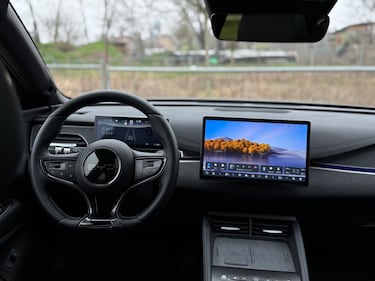 BYD Seal 6 DM-i Touring: guarda tutte le foto 20