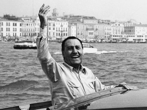 Quella strana voce su Alberto Sordi dalla Svizzera: "Era una spia dell'Urss"