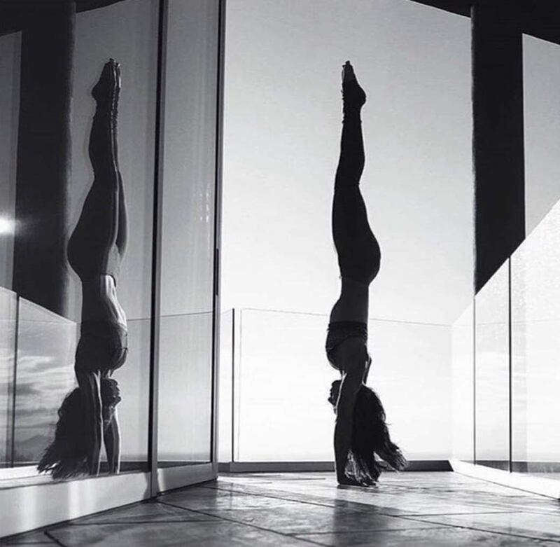 Naike Rivelli e lo yoga, foto 3