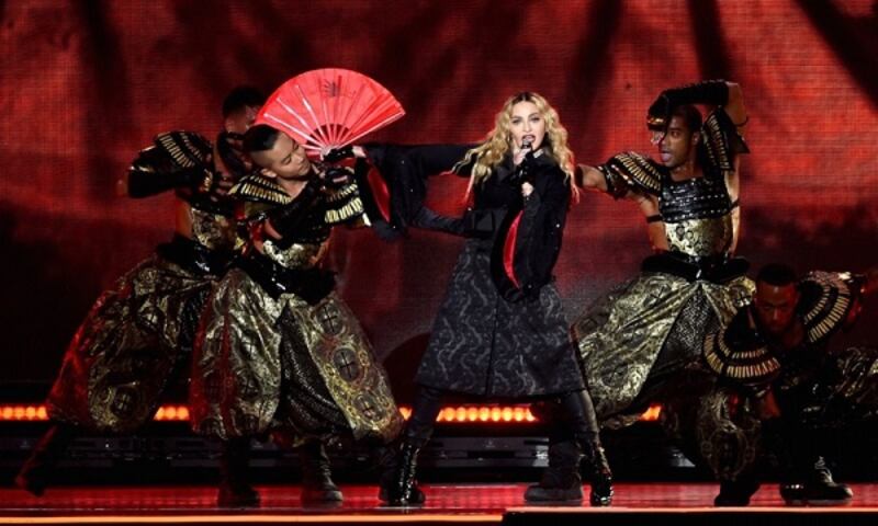 Madonna, dalle Filippine i vescovi chiedono di boicottare i concerti: foto 1