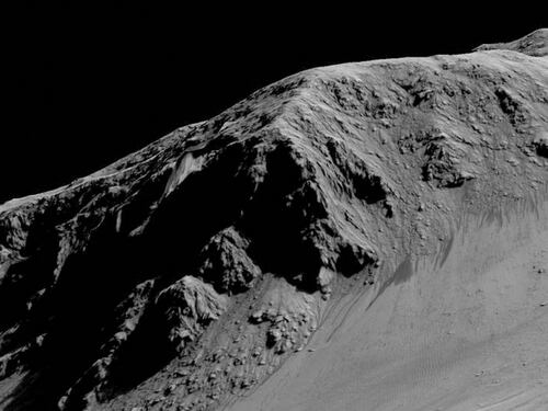Marte, l'esperto: "Potrebbe esserci vita nel sottosuolo"