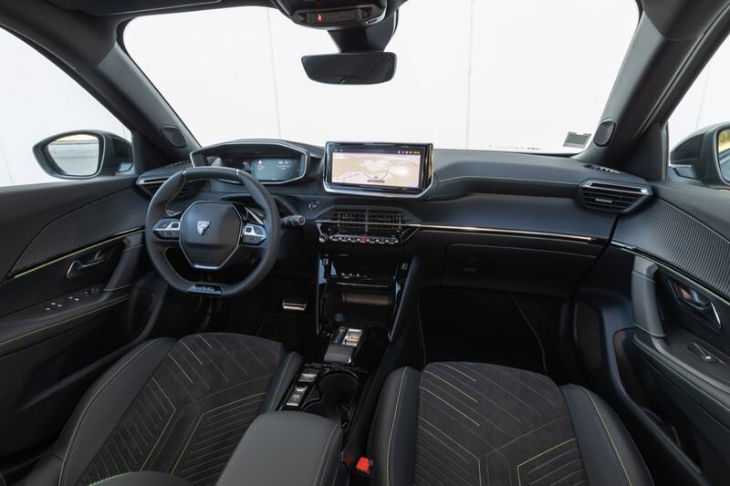 Nuova Peugeot 2008: guarda tutte le foto 17