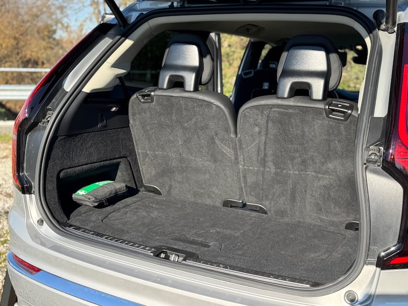 Volvo XC90: la gallery del nuovo SUV premium svedese, che comfort 9