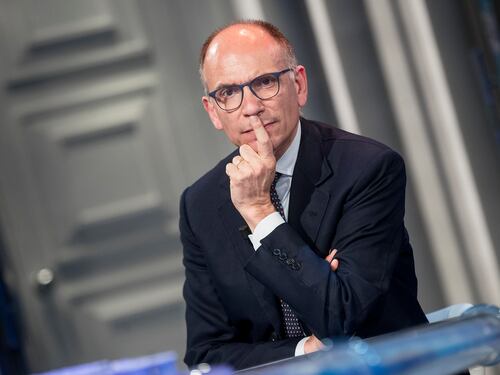 Roma ultima fermata per Letta: così può essere spedito a casa