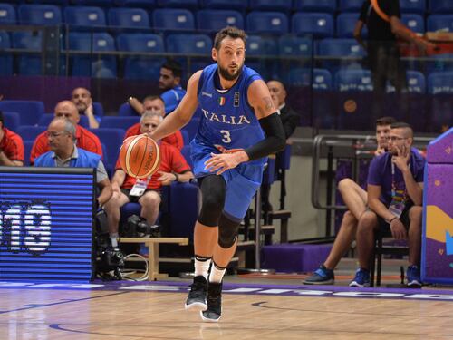 Un tempo di grande Italia e la Finlandia si scioglie: gli azzurri volano ai quarti