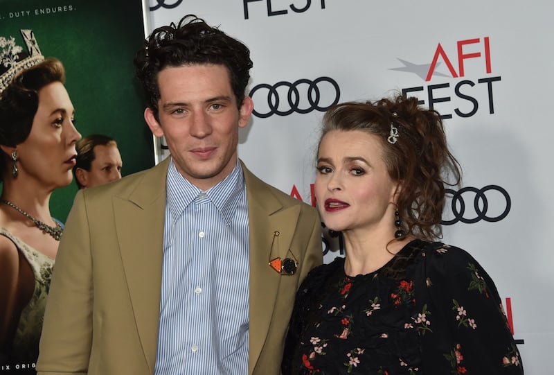 The Crown, il cast sul red carpet: foto 6