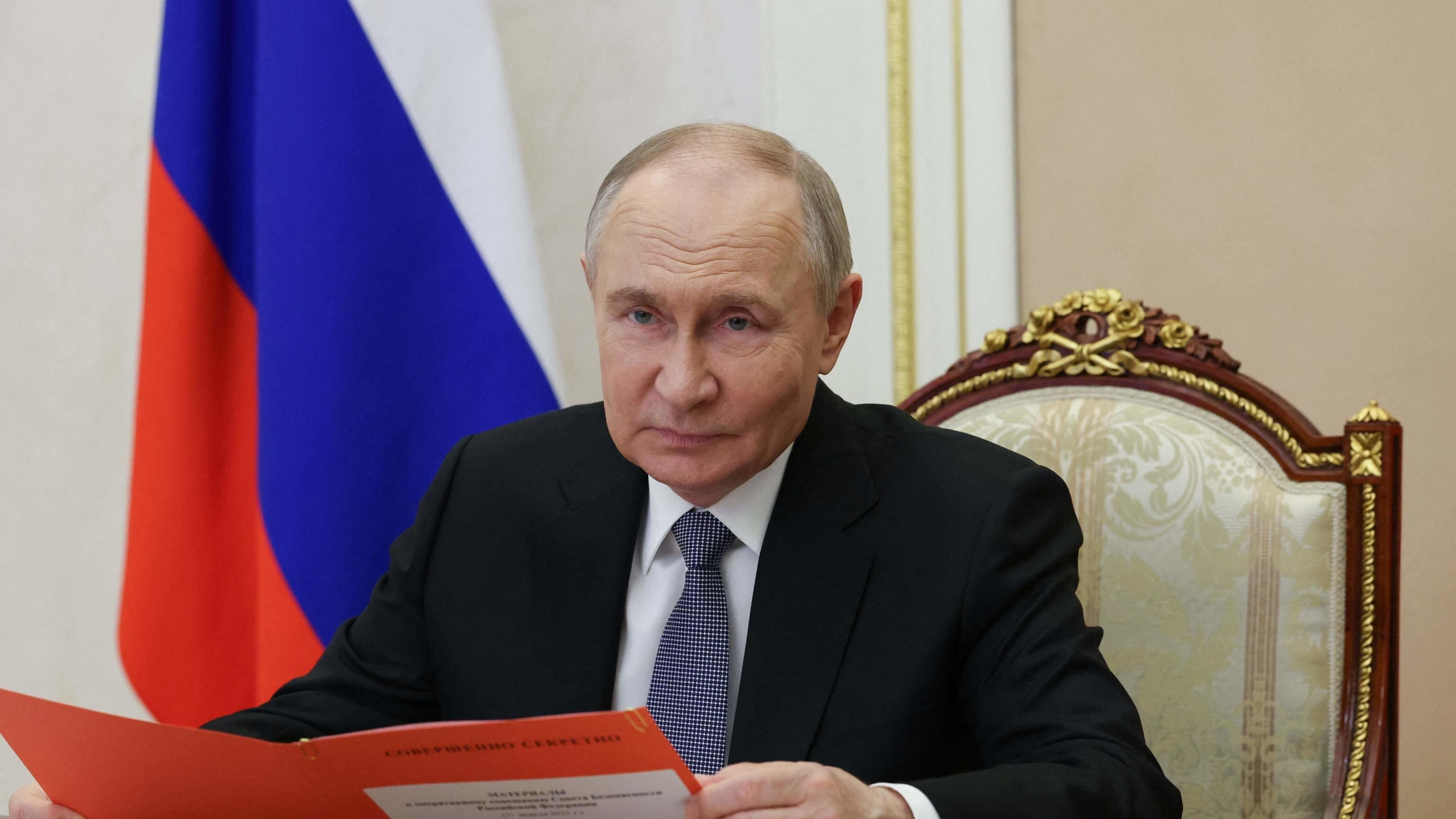 Faccia a faccia Xi-Putin. E Witkoff chiama lo Zar