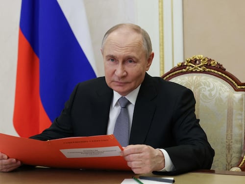 Faccia a faccia Xi-Putin. E Witkoff chiama lo Zar