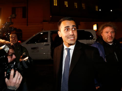 Flat tax, l'ipocrisia di Di Maio. Ora è meglio non parlarne