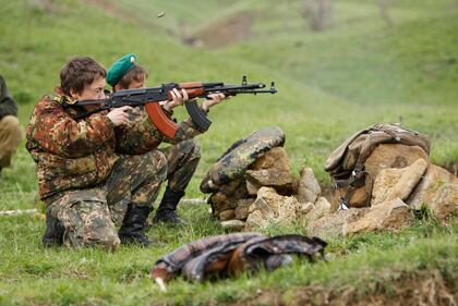 Russia, ecco la scuola per bambini-soldato 5