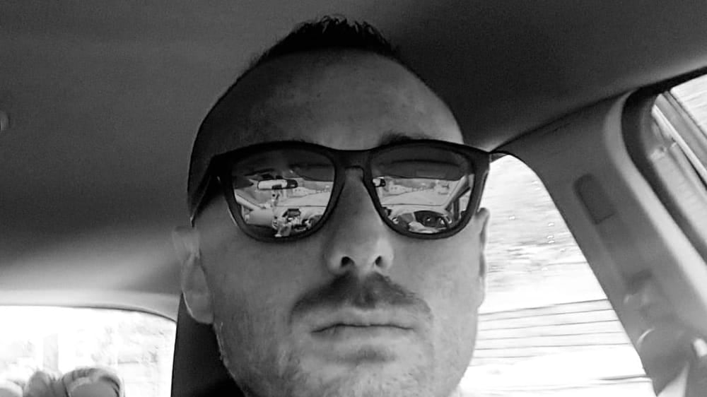 Il fratello dell'agente morto a Trieste: "Rubio, fai la fine di Matteo..."