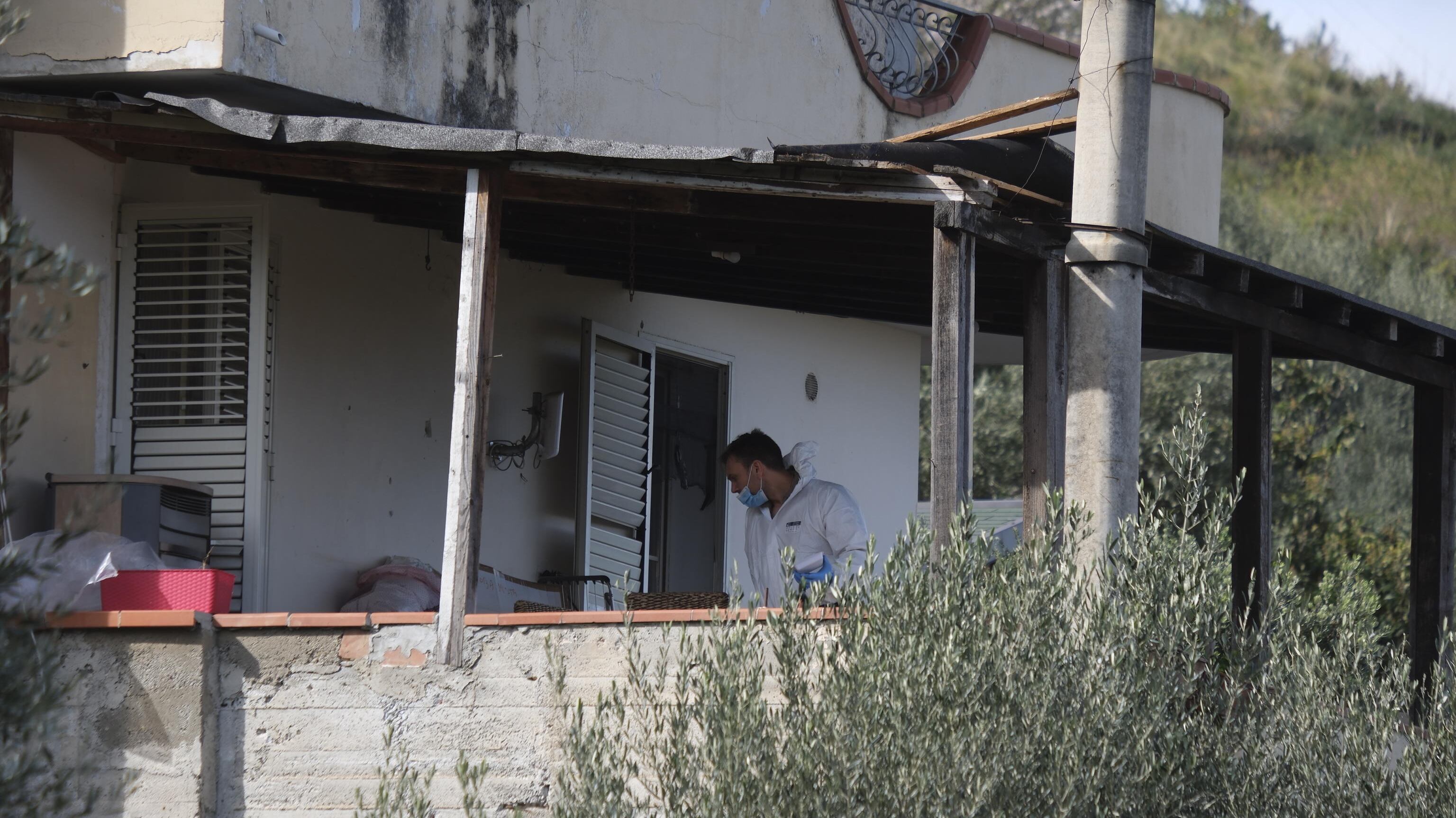 Altavilla, tre ergastoli per la strage: madre e due figli assassinati per "liberarli dal demonio"