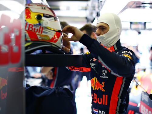F1, Verstappen: “Hamilton non è nulla di speciale”