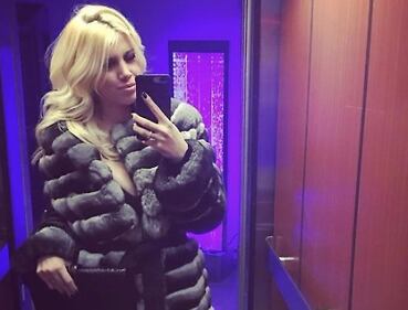 "Senza tette non hai il paradiso". ​Lo scatto hot di Wanda Nara 4