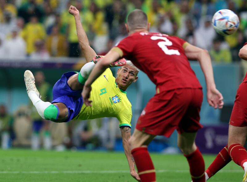 Richarlison segna in rovesciata il gol del 2-0