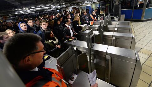Londra, caos per lo sciopero della metropolitana 1