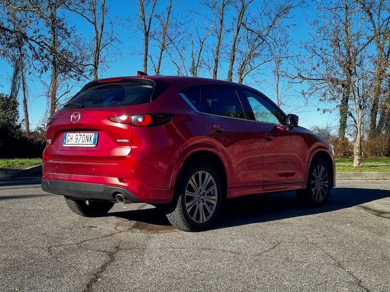 Mazda CX-5 2023, guarda le foto 15