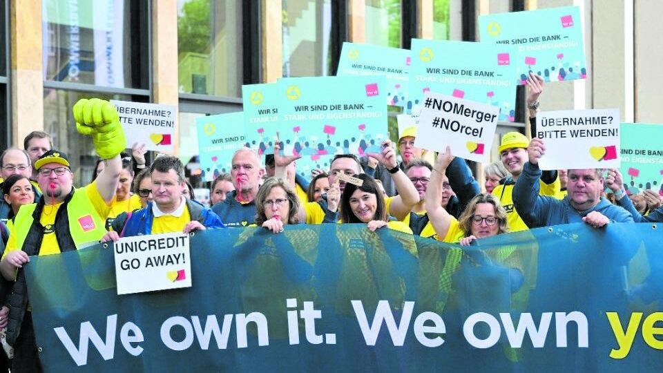Commerz, il "no" dei soci ma ora apre alla trattativa