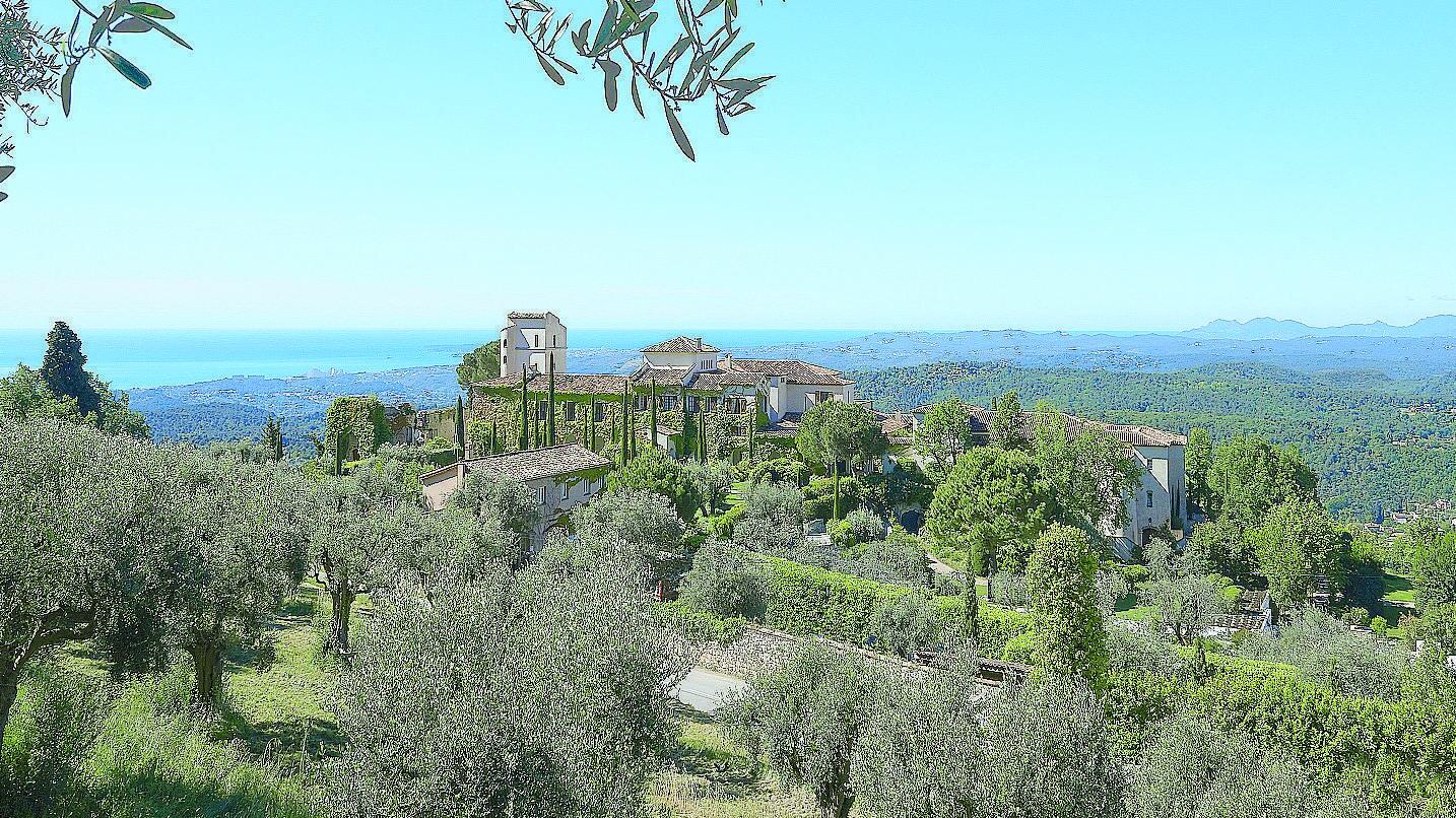 Antichi borghi di pietra a picco sulla Costa Azzurra