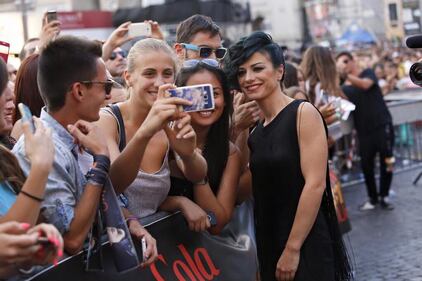 Dolcenera, bodypainting per la cover del nuovo album 6