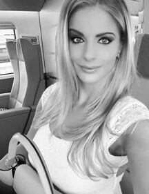 Francesca Cipriani seducente su Instagram  10