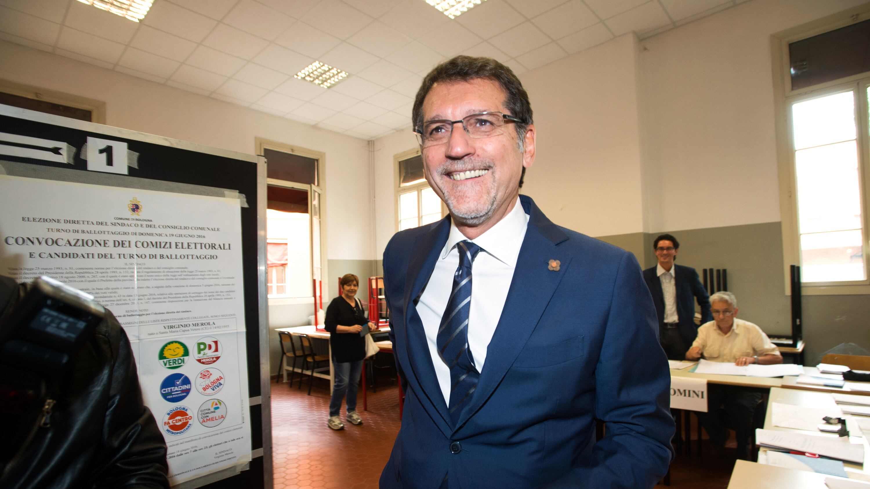 Merola: "Nessuna alleanza con il M5S. Meglio andare a votare"