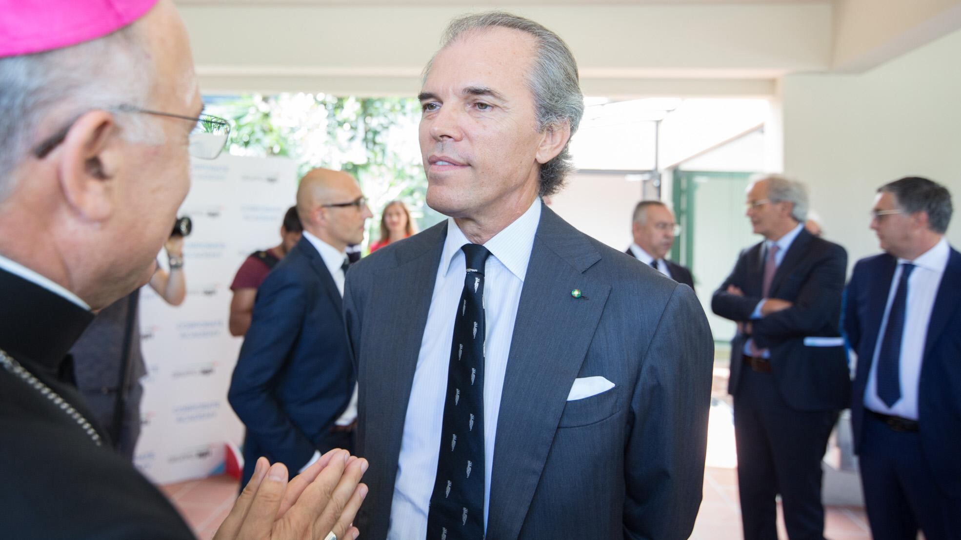 Ip acquista gli asset italiani di Esso