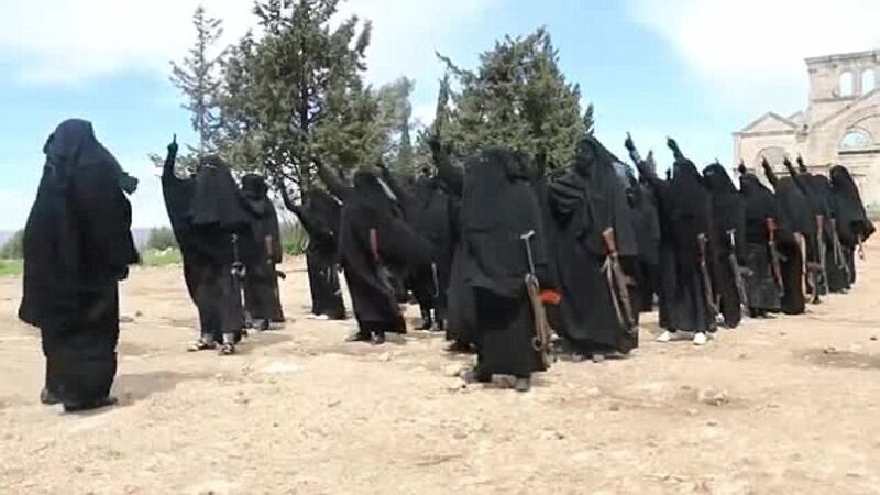 Le guerriere della Jihad in Siria 7