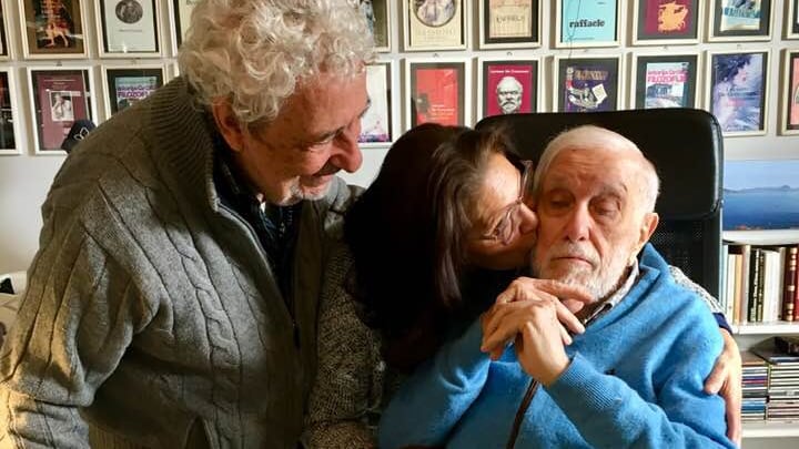 Luciano De Crescenzo, il dolore di amici e colleghi