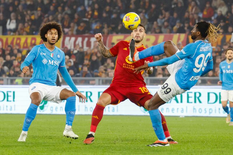 Paredes Roma Napoli