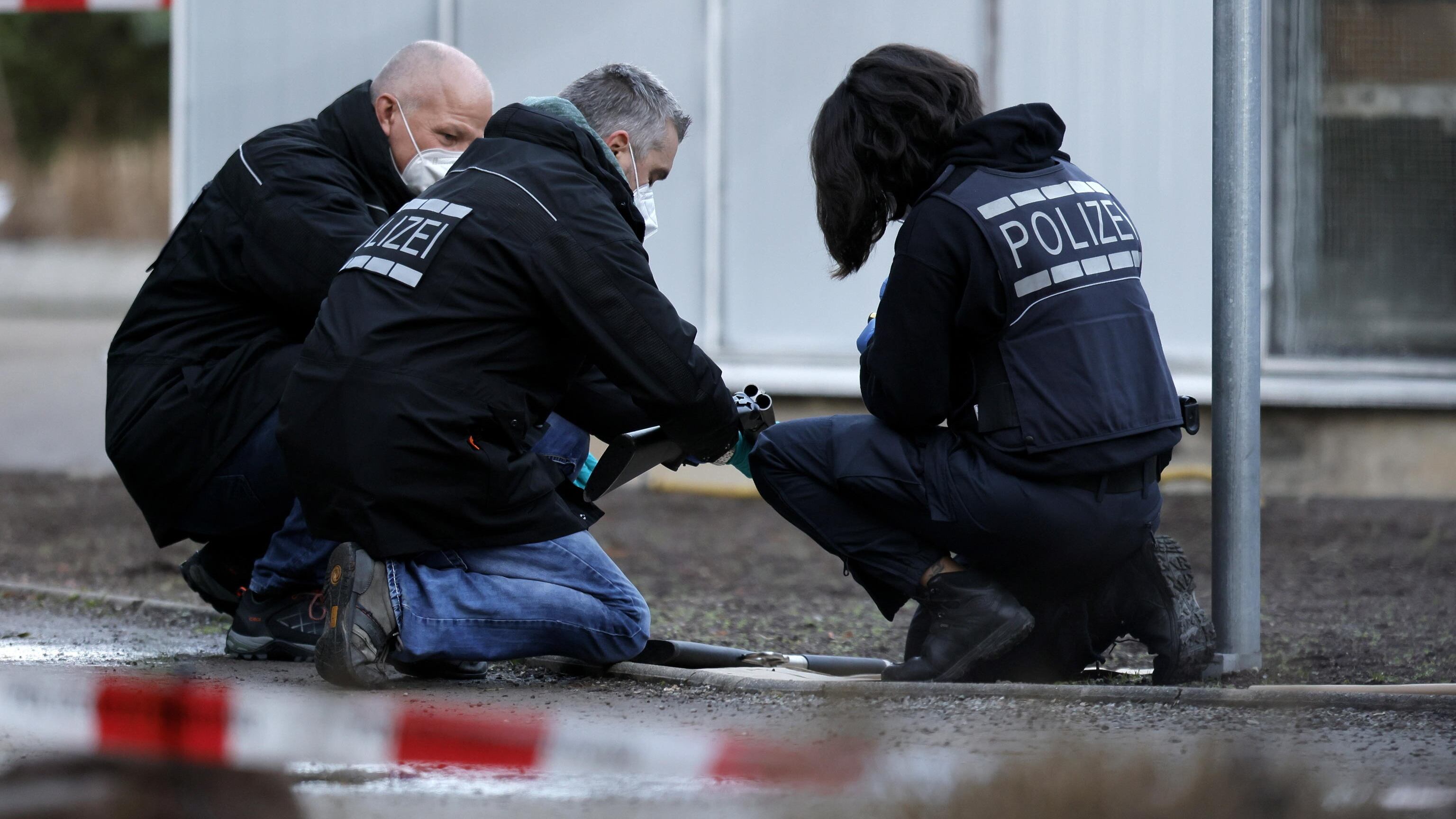 Germania, apre il fuoco all’università e si suicida: uccisa anche una donna
