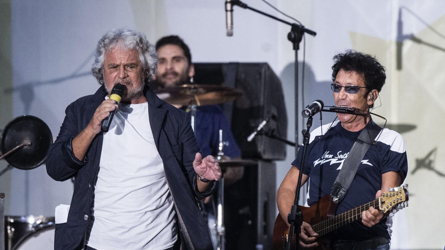 E Bennato si converte al Grillo parlante