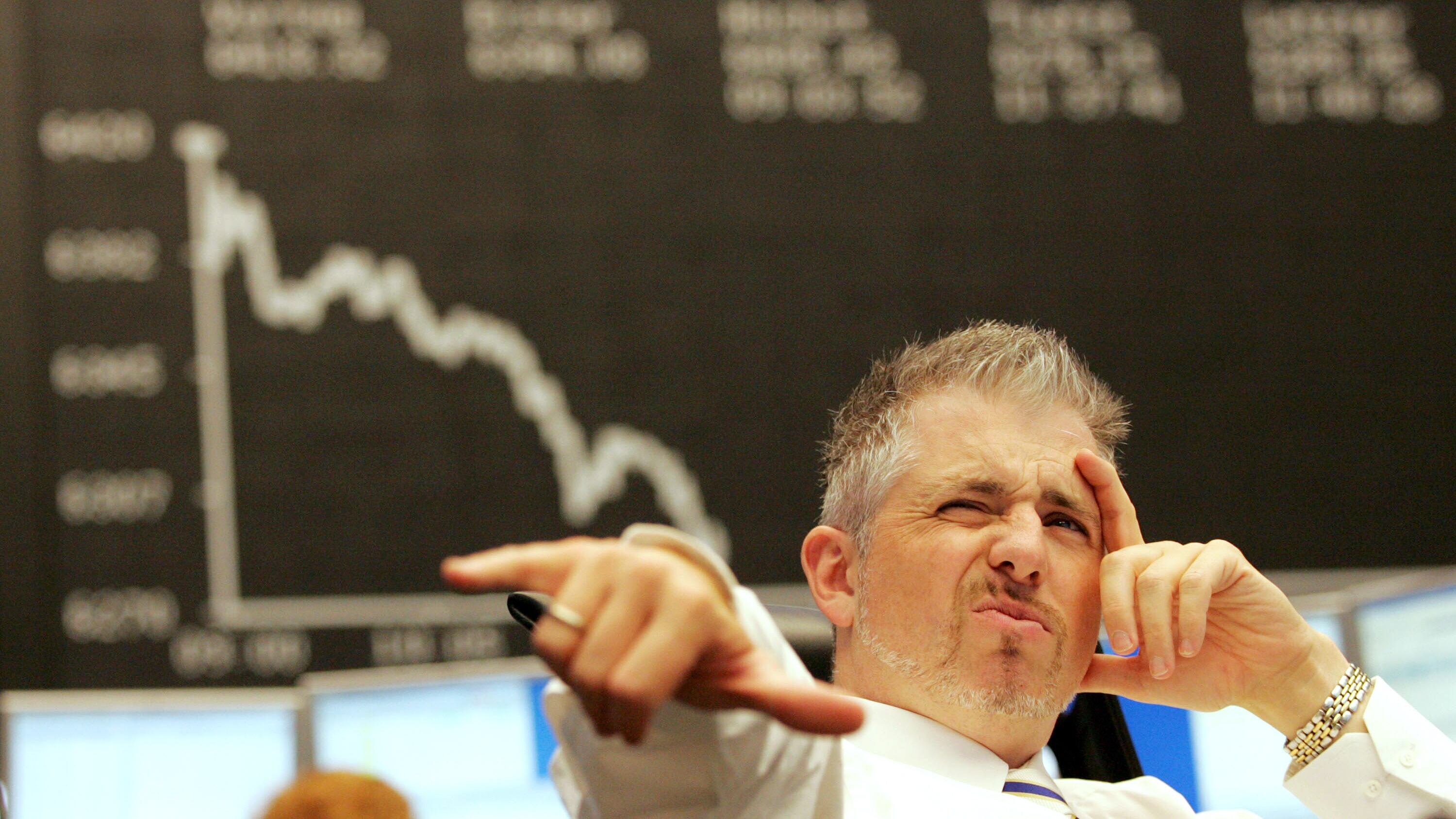 Asse giornali-economisti: il copione si ripete