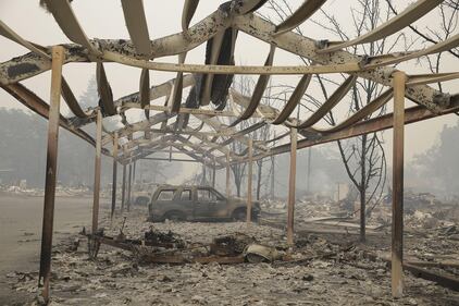 California divorata dalle fiamme. 400 case distrutte 5