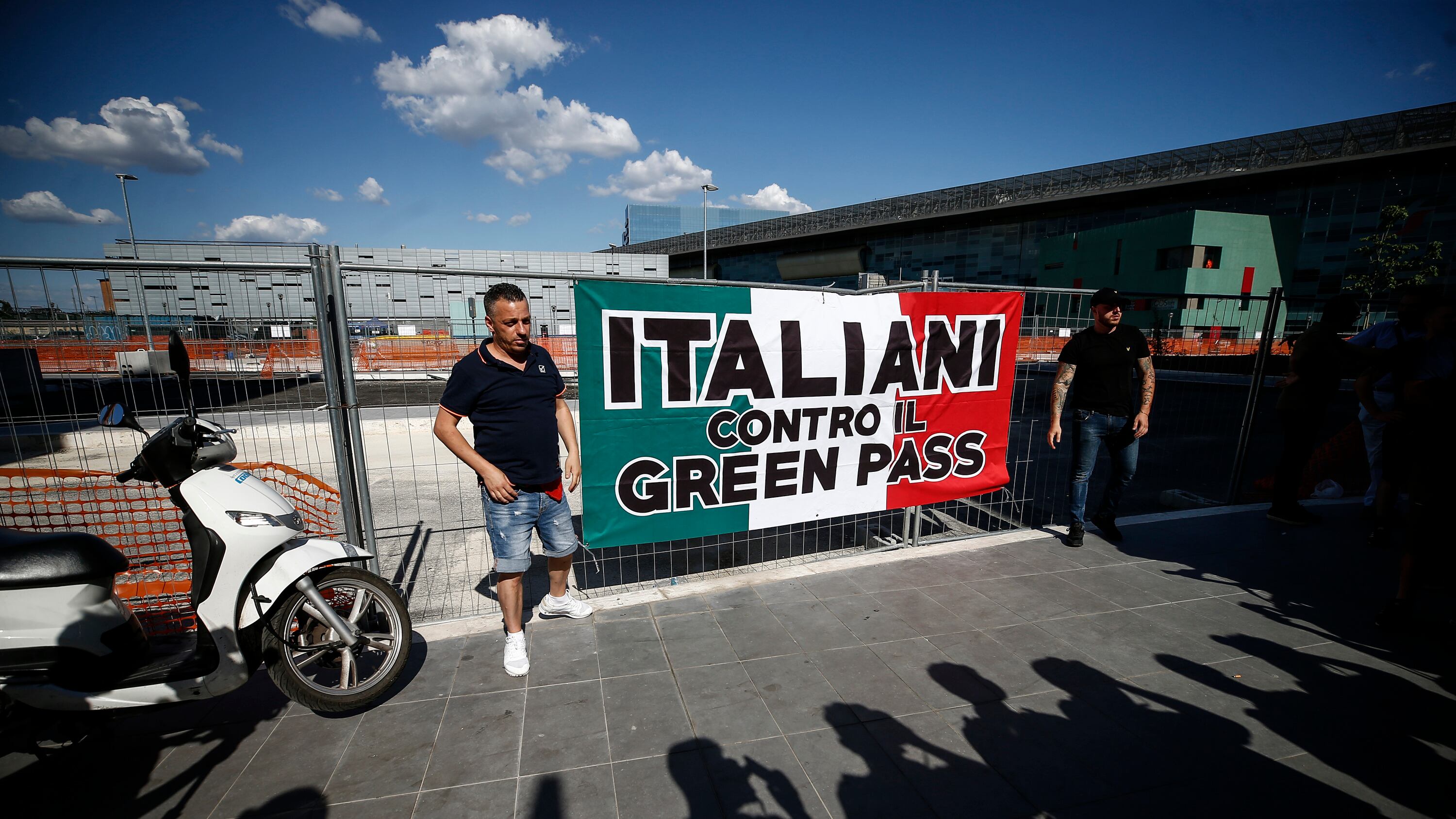 "Ma quale flop, lunedì tutti in sciopero". Gli "anti-tutto" pronti al blitz in Parlamento