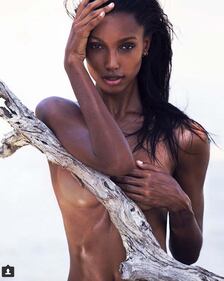 Jasmine Tookes, sempre più sexy su Instagram 18