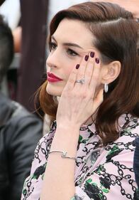 Los Angeles: Anne Hathaway premiata con una stella sulla Walk Of Fame 7