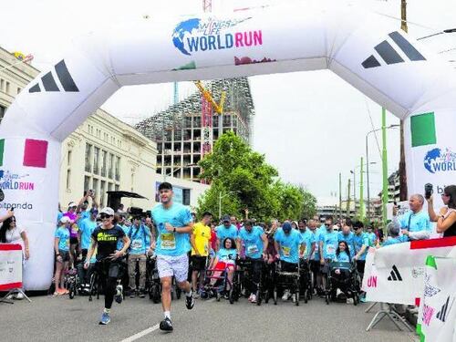 Correre per aiutare la ricerca. Torna la "Wings for life"
