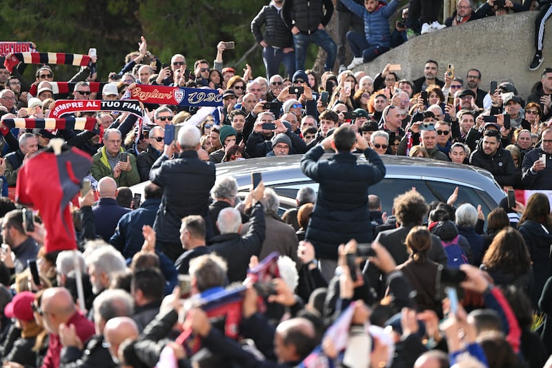 L'ultimo saluto a Gigi Riva: le immagini dei funerali solenni della leggenda del Cagliari e del calcio italiano 1